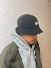 画像をギャラリービューアに読み込む, BUCKET HAT-black